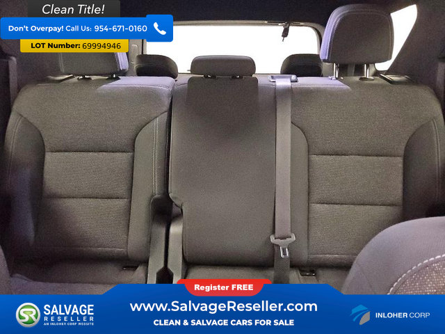 Used 2024 Chevrolet Traverse LS FWD image 13
