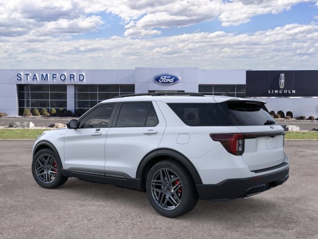 New 2026 Ford Explorer ST-Line w/ ST-Line Street Pack AWD/4WD image 7