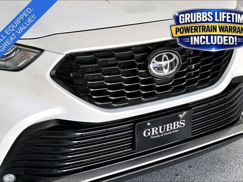 Used 2023 Toyota Highlander XSE AWD/4WD image 38