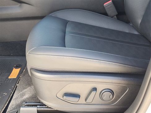 New 2026 Kia Sorento S image 17