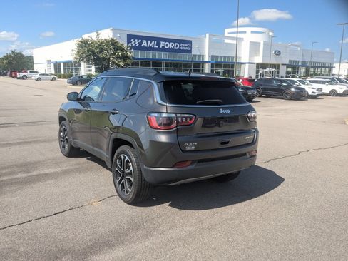 Used 2024 Jeep Compass Limited AWD/4WD image 5