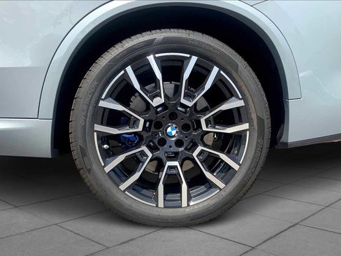 Used 2026 BMW X5 xDrive50e w/ M Sport Package image 11