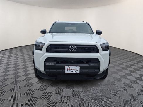 Used 2025 Toyota 4Runner SR5 AWD/4WD image 2