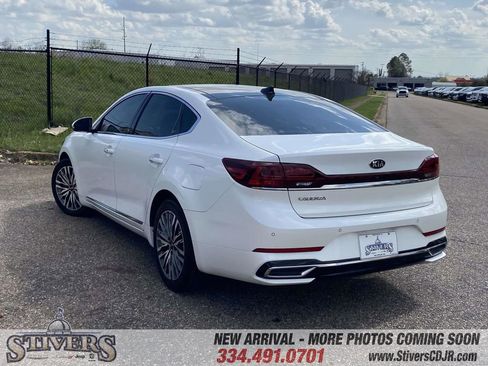 Used 2020 Kia Cadenza Technology image 39