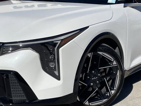 Used 2025 Kia K4 GT-Line image 8