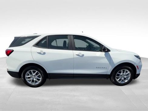 Certified 2024 Chevrolet Equinox LS FWD image 7