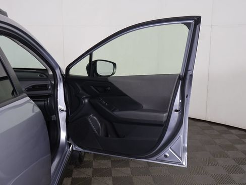 Used 2024 Subaru Crosstrek 2.0i Premium AWD/4WD image 17