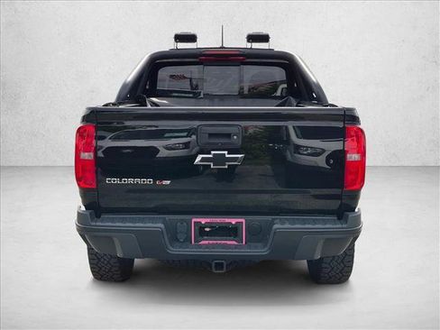 Used 2019 Chevrolet Colorado ZR2 w/ ZR2 Midnight Special Edition AWD/4WD image 6