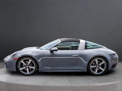 Used 2024 Porsche 911 Targa 4 AWD/4WD image 7