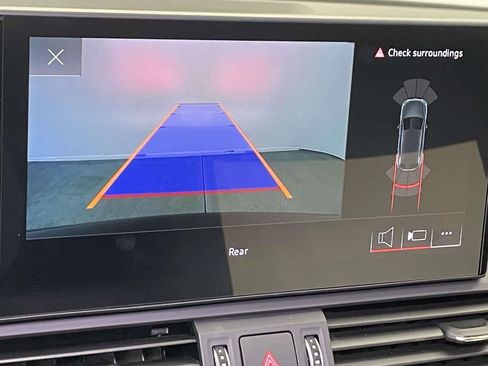 Certified 2023 Audi Q5 2.0T Premium w/ Convenience Package image 31