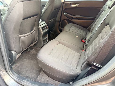 Used 2019 Ford Edge SEL AWD/4WD image 29