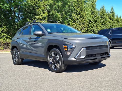 Used 2025 Hyundai Kona SEL AWD/4WD image 1