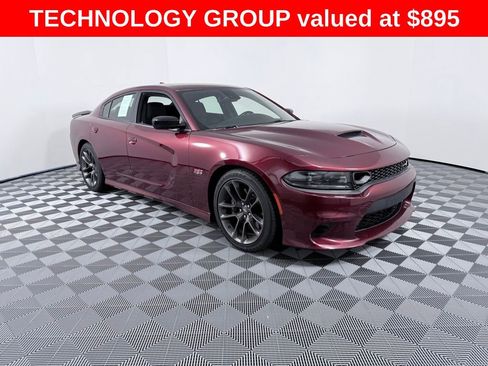 Used 2023 Dodge Charger Scat Pack w/ Technology Group image 2
