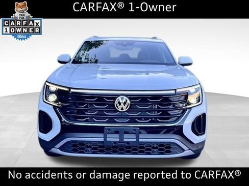 Used 2026 Volkswagen Atlas Cross Sport SE AWD/4WD image 2