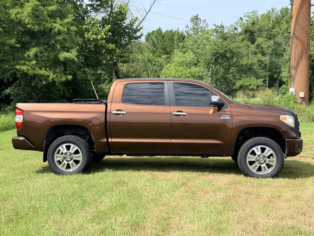 Used 2017 Toyota Tundra 1794 Edition AWD/4WD image 6