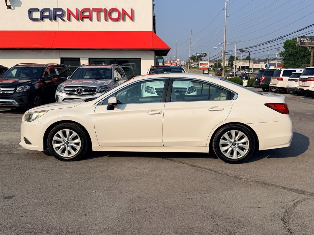 Used 2015 Subaru Legacy 2.5i Premium w/ Moonroof Package AWD/4WD image 3