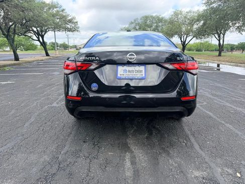 Used 2023 Nissan Sentra SV image 5