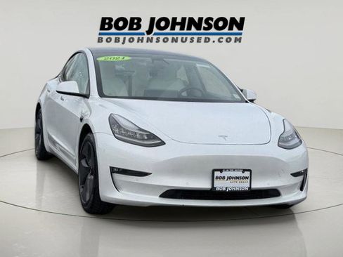 Used 2021 Tesla Model 3 Long Range image 1
