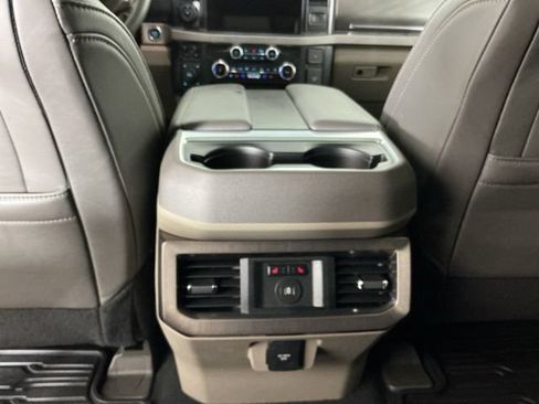 Used 2025 Ford F350 Platinum w/ Platinum Plus Package AWD/4WD image 30