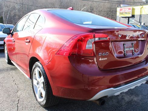 Used 2013 Volvo S60 T5 image 10