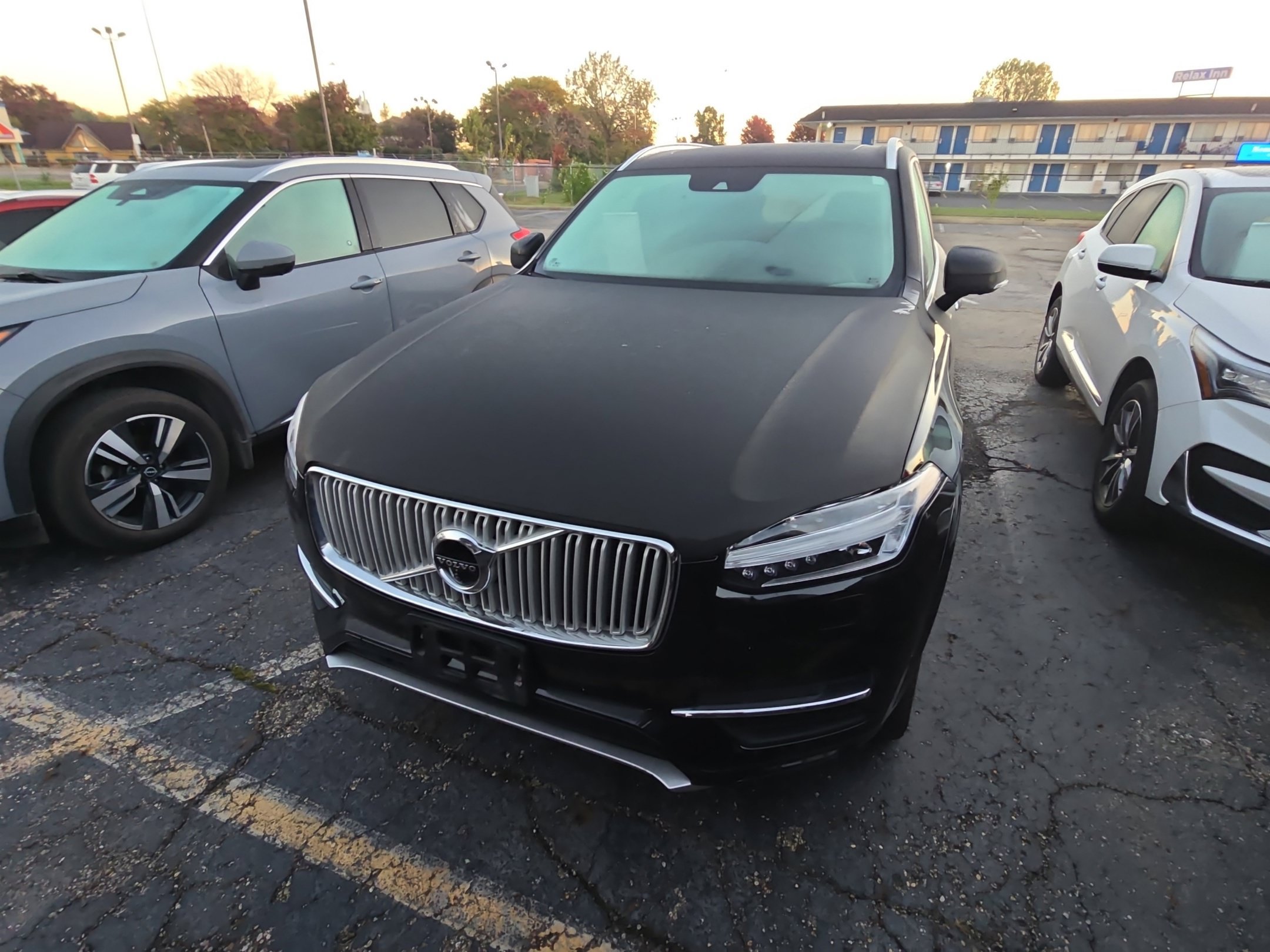 Used 2019 Volvo XC90 T6 Inscription w/ Advanced Package AWD/4WD image 2