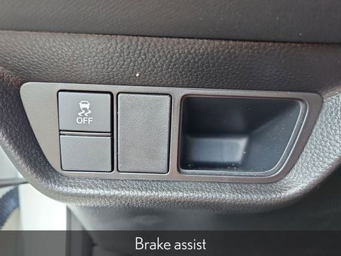 Certified 2025 Honda HR-V LX image 28