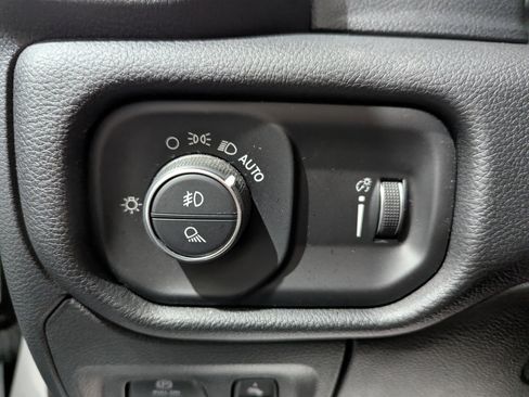 Used 2022 RAM 1500 Big Horn image 16