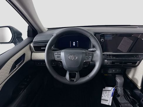 New 2026 Toyota Camry XLE image 15