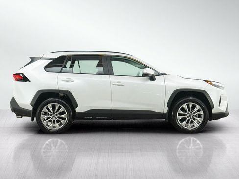 Used 2025 Toyota RAV4 XLE Premium w/ Weather Package AWD/4WD image 6