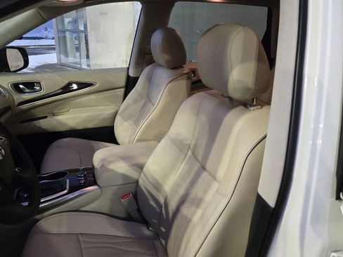 Certified 2019 INFINITI QX60 Luxe w/ Sensory Package image 11