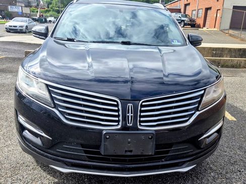 Used 2017 Lincoln MKC Select w/ Select Plus Package AWD/4WD image 2