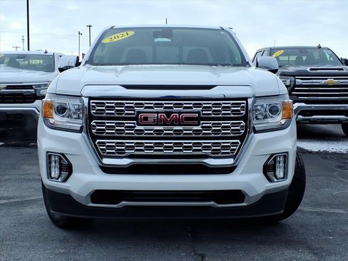 Certified 2021 GMC Canyon Denali image 2