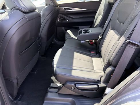 Certified 2026 INFINITI QX60 Luxe w/ Cargo Package FWD image 12