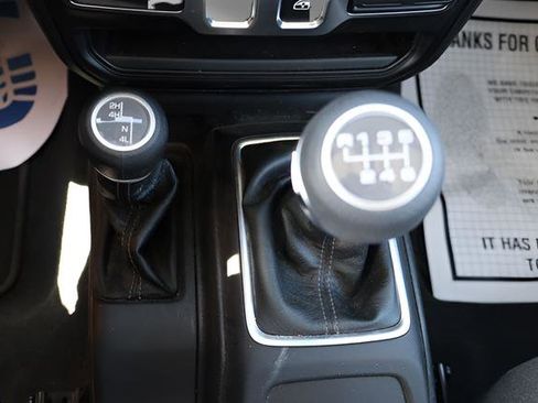 Used 2025 Jeep Wrangler Sport image 23