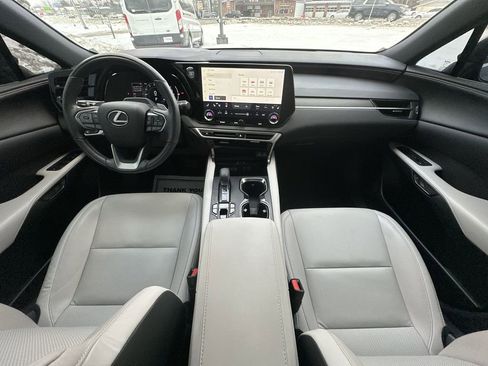 Used 2024 Lexus RX 350 Premium w/ Convenience Package image 20
