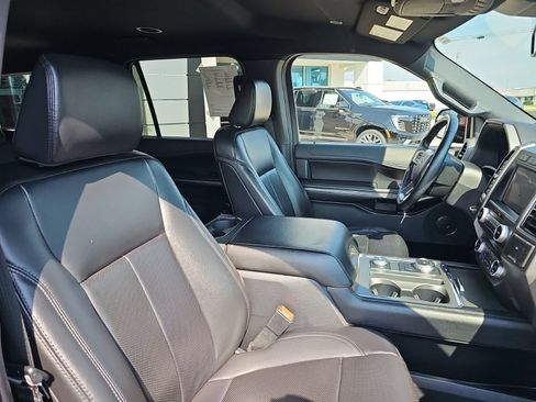 Used 2021 Ford Expedition XLT AWD/4WD image 31