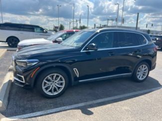 Used 2023 BMW X5 xDrive40i w/ Premium Package AWD/4WD video 1