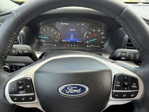 Certified 2023 Ford Explorer XLT w/ Equipment Group 202A AWD/4WD image 20