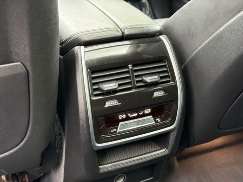 Used 2021 BMW X6 xDrive40i w/ M Sport Package AWD/4WD image 15