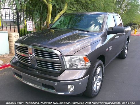 Used 2017 RAM 1500 Big Horn image 3