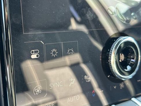 New 2025 GMC Acadia Elevation image 17