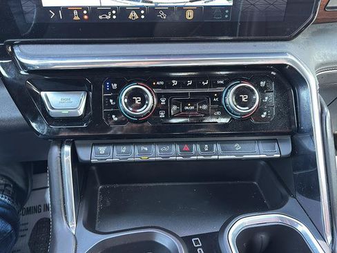 Used 2025 GMC Sierra 3500 Denali Ultimate AWD/4WD image 24