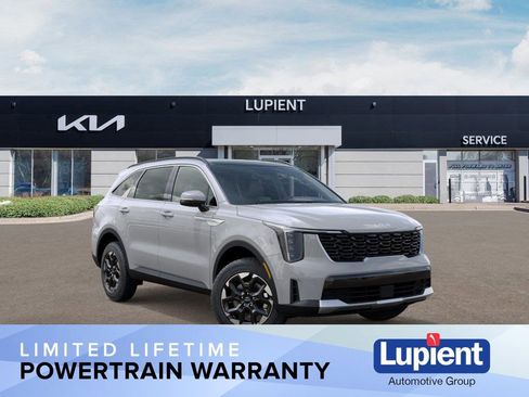 New 2026 Kia Sorento S image 1