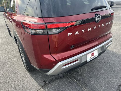 Certified 2024 Nissan Pathfinder SL image 31