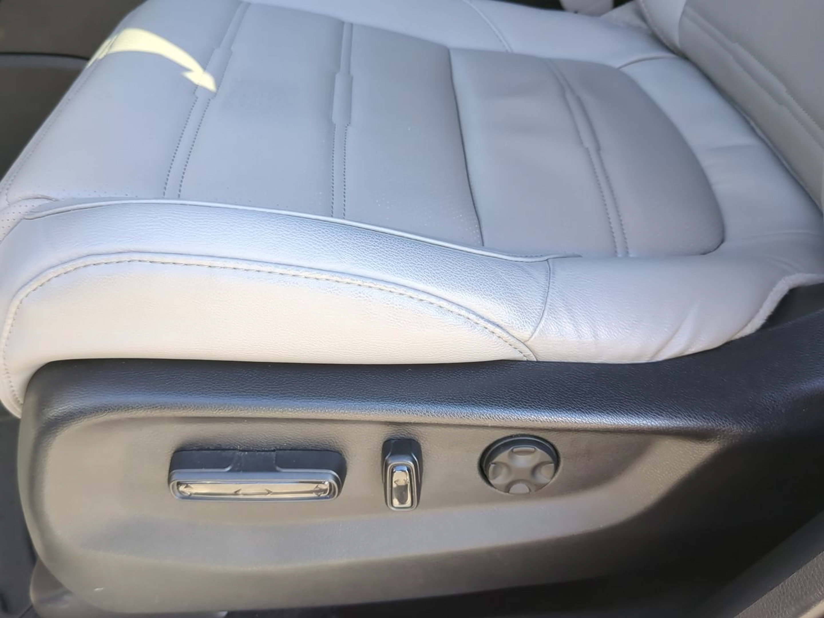 Used 2018 Honda CR-V Touring image 15