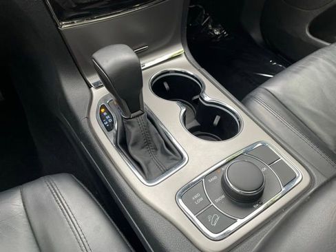 Used 2019 Jeep Grand Cherokee Limited X AWD/4WD image 24