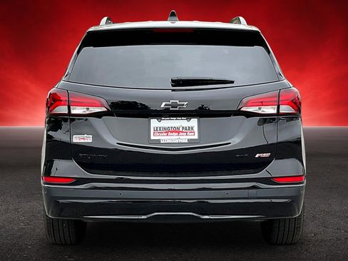 Used 2024 Chevrolet Equinox RS AWD/4WD image 6