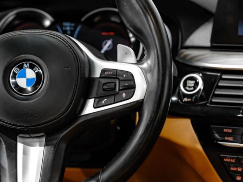 Used 2017 BMW 540i RWD image 19