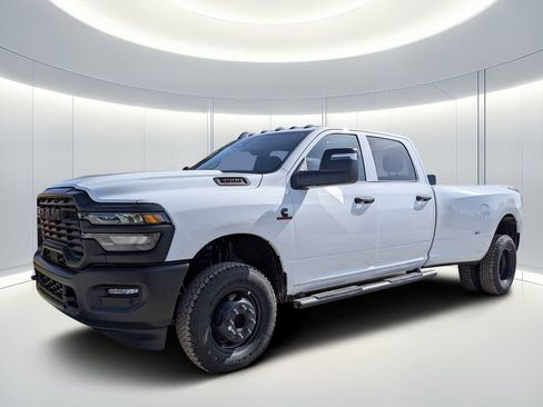 New 2026 RAM 3500 Tradesman AWD/4WD image 8