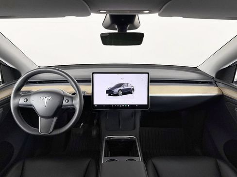 Used 2023 Tesla Model Y Long Range AWD/4WD image 51